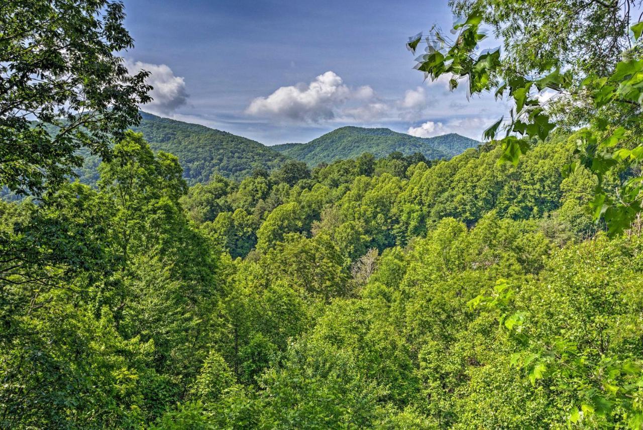 Mountain-View Maggie Valley House With Spacious Deck Екстер'єр фото