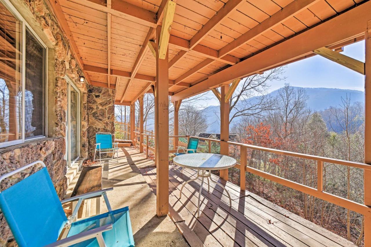 Mountain-View Maggie Valley House With Spacious Deck Екстер'єр фото